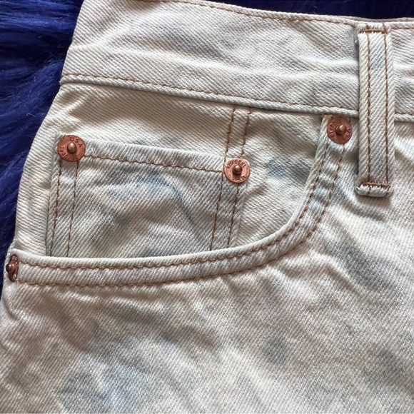New! RE/DONE 70s High Rise Denim Shorts - Picture 5 of 8